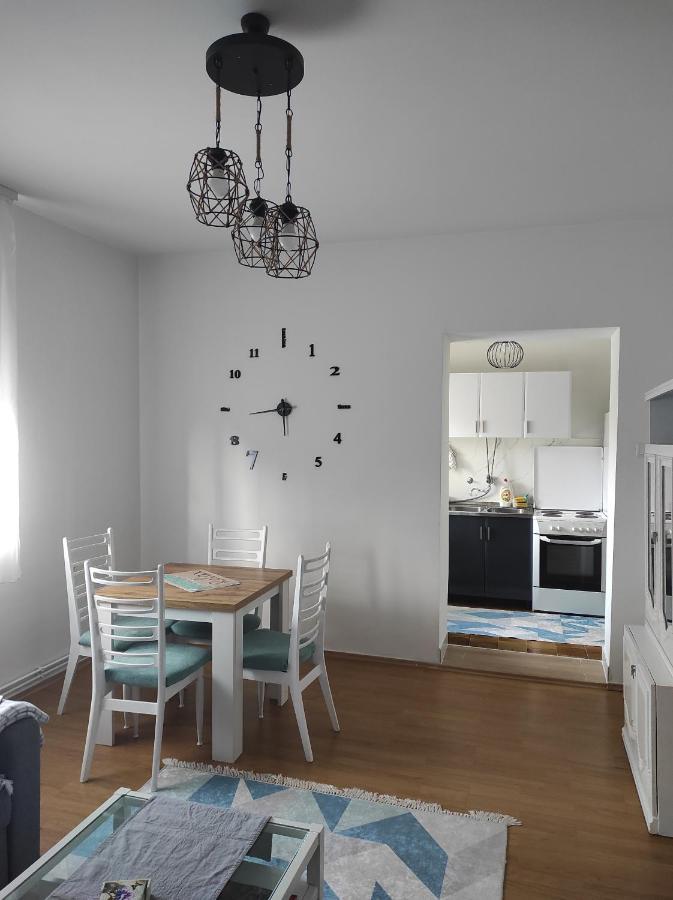 Welcome Apartman Tuzla Esterno foto